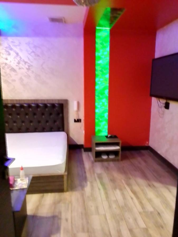 Planet Hotel Ереван Экстерьер фото